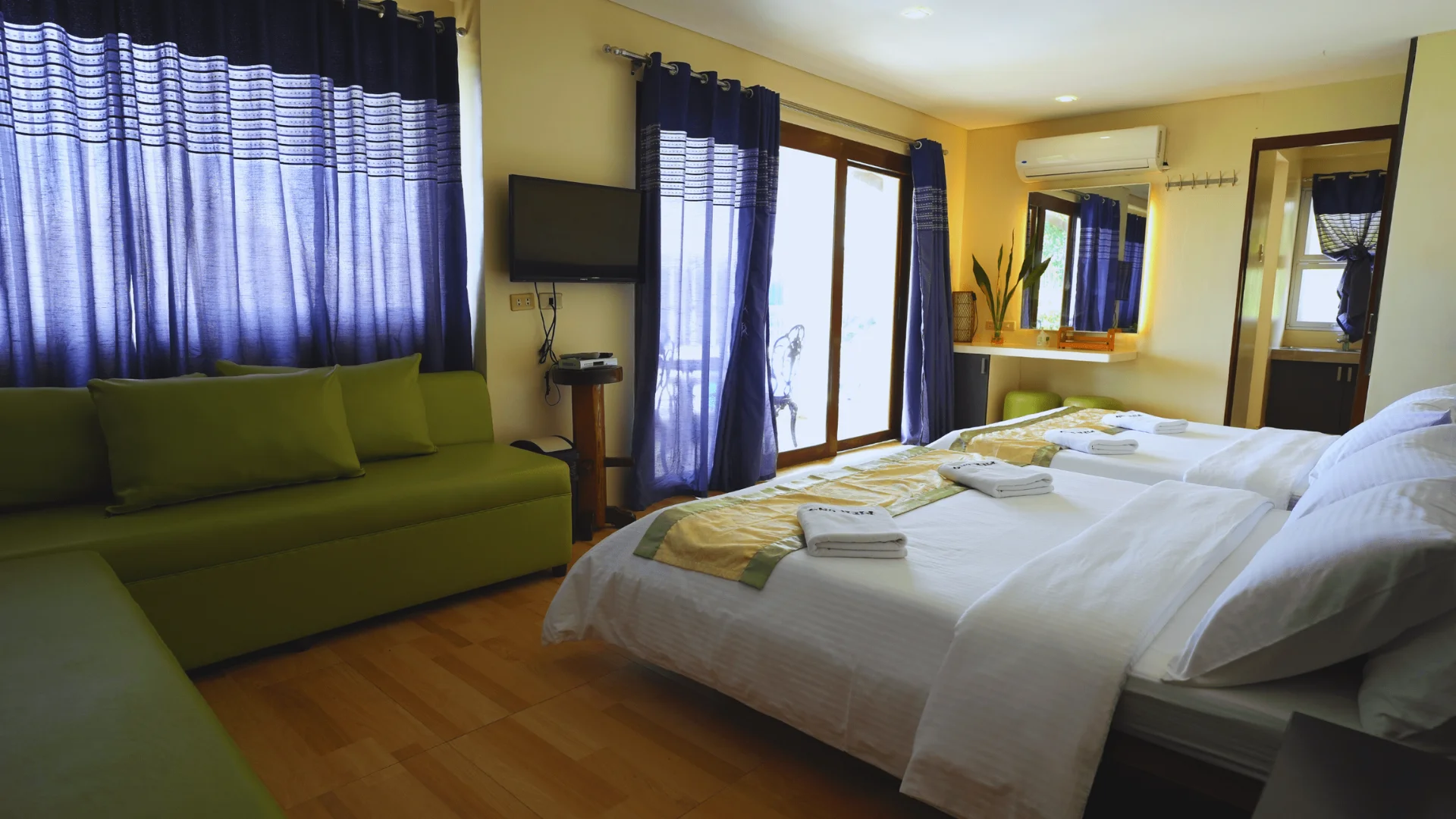 Executive Sea-View